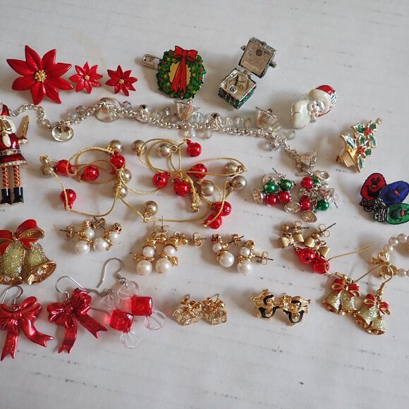 Avon + Collection of Holiday (Christmas) Jewlery - Picture 1 of 5